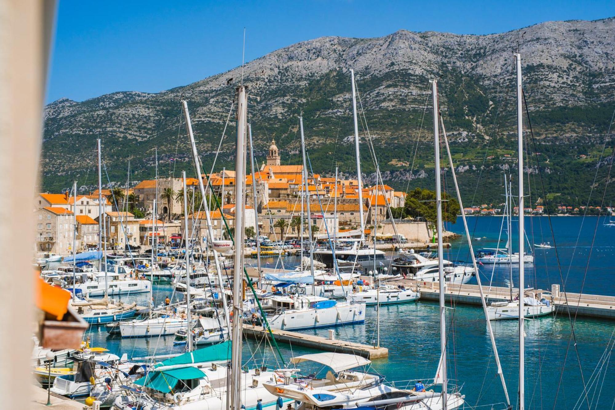 Apartments And Rooms Denoble Đảo Korčula Ngoại thất bức ảnh