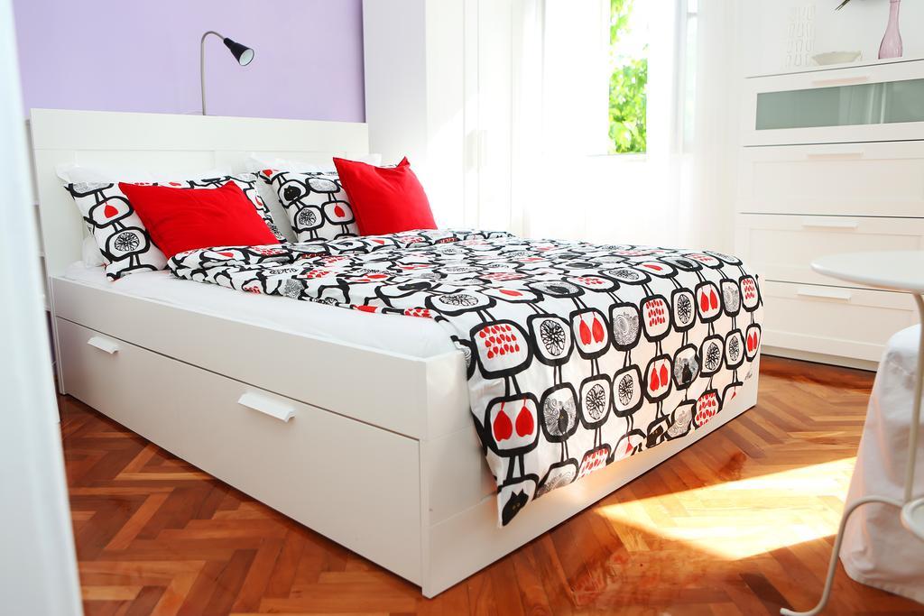 Apartments And Rooms Denoble Đảo Korčula Ngoại thất bức ảnh